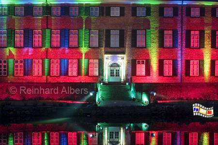 Weihnchtsbeleuchtung am Schloss in Eutin, Eutin, Weihnachtsbeleuchtung, Schleswig-Holstein, Foto, Reinhard, Albers, foreal, 