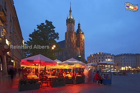 Hauptmarkt und Marienkirche, Polen, Polska, Krakau, Krakw, Bilder, Fotos, Tuchhallen, Sukiennice, Rynek, Głwny, Marienkirche, foreal, Albers,