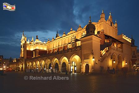 Tuchhallen (Sukiennce) am dem Hauptmarkt (Rynek Głowny), Polen, Polska, Krakau, Krak�w, Fotos, Bilder,  Tuchhhallen, Sukiennice, Hauptmarkt, Rynek, Głowny