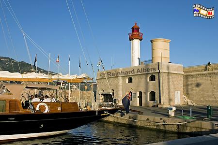 Im Hafen von Menton an der frz. Riveira., Leuchtturm, Frankreich, Menton, Foto, Albers, foreal