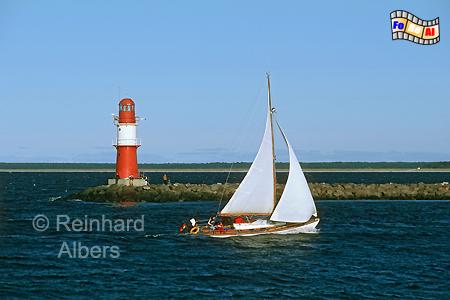Mecklenburg-Vorpommern - Warnem�nde Ostmole, Leuchtturm, Lighthouse, Phare, Mecklenburg-Vorpommern, Warnem�nde, Warnow, Mole, Albers, foreal, Foto,