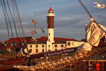 Abendstimmung in Timmendorf auf der Insel Poel in Mecklenburg-Vorpommern., Leuchtturm, Poel, Timmendorf, Lighthouse, Phare, foreal, Albers, Foto,