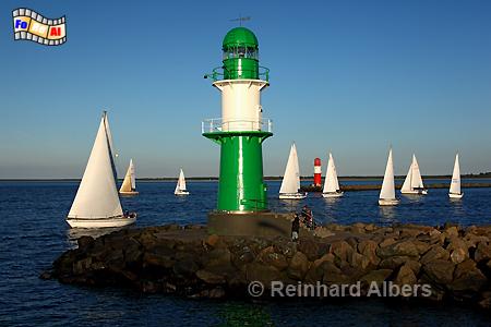 Warnemnde in Mecklenburg-Vorpommern - westliches Molenfeuer., Leuchtturm, Lighthouse, Phare, Mecklenburg, Warnemnde, Molenfeuer, foreal, Albers, Foto,