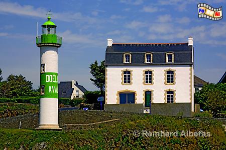 Leuchtturm Aval in der Hafeneinfahrt von Dolan in der Bretagne., Leuchtturm, Lighthouse, Phare, Bretagne, Aval, Dolan, Albers, Foto, foreal,