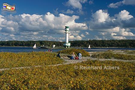 Leuchtturm Kiel-Friedrichsort im Oktober, Leuchtturm, Lighthouse, Phare, Farol, Deutschland, Schleswig-Holstein, Kieler F�rde, Color Line, Friedrichsort, foreal, Foto, Albers,