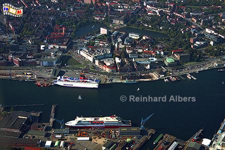 Kiel - Luftbild von Innenstadt + Frde., Kiel, Altstadt, Luftbild, Frde, Albers, Foto, foreal,
