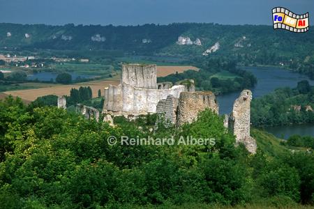 Les Andelys - Ch�teau Gaillard. Um dem frz. K�nig den Weg durch das Seinetal zu versperren lie� Richard L�wenherz 1196 eine m�chtige Festung errichten, die sogar als Ruine noch einen imposanten Eindruck hinterl�sst., Normandie, Les, Andelys, Ch�teau, Gaillard, Richard, L�wenherz, Albers, foreal, Foto