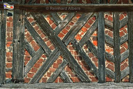 Fachwerk im Innenhof des Manoir d Ango, Normandie, Manoir, Landsitz, Ango, Dieppe, Albers, Foto, foreal, Renaissance