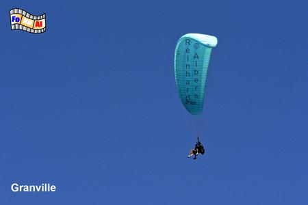 Granville - Paraglider beim Leuchtturm, Normandie, Granville, Paraglider, Haute, Ville, Albers, foreal, Foto