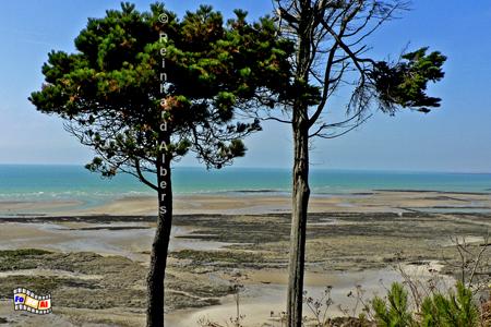 Granville - Ausblick vom Garten des Museums f�r Christian Dior., Normandie, Granville, Christian, Dior, Museum, Geburtshaus, Albers, Foto, foreal