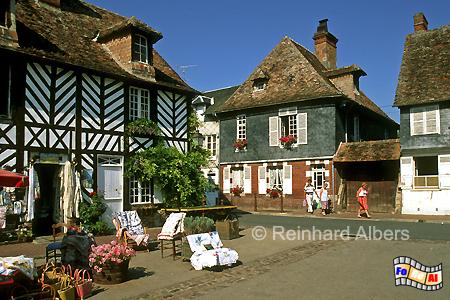Beuvron-en-Auge schm�ckt sich mit der Auszeichnung eines der sch�nsten D�rfer Frankreichs zu sein., Normandie, Auge, Beuvron, Albers, Foto, foreal