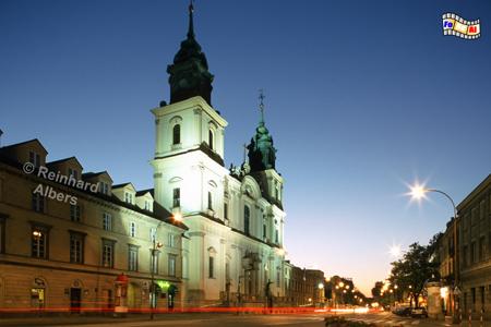 Heilig-Kreuz-Kirche (1679-96) nach einen Entwurf von J�zef Szymon Bellotti errichtet., Polen, Warschau, Warszawa, Foto, foreal, Heilig-Kreuz-Kirche,