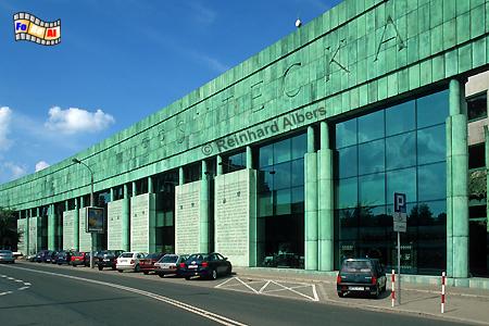 Die Universit�tsbibliothek ist ein Beispiel f�r gelungene moderne Architektur., Warschau, Warszawa, Polen, Polska, Universit�t, Bibliothek