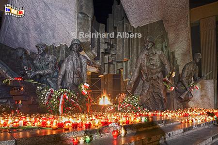 Jahrestag am Denkmal f�r den Beginn des Warschauer Aufstandes am 1. August 1944., Polen, Polska, Warschau, Warszawa, Aufstand 1944, Denkmal, Jahrestag, Foto, foreal, Albers