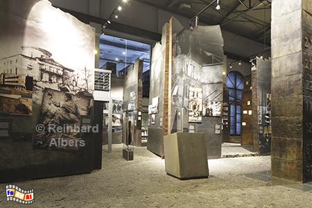 Museum zum Gedenken an den Warschauer Aufstand von 1944, Polen, Polska, Warschau, Warszawa, Aufstand, Museum, Zweiter Weltkrieg, Foto, foreal, Albers