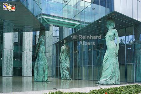 Frauenskulpturen beim hchsten Gericht, 