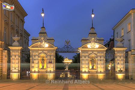 Eingang zur Universit�t, Polen, Polska, Warschau, Warszawa, Universit�t, Portal, Foto, foreal, Albers,