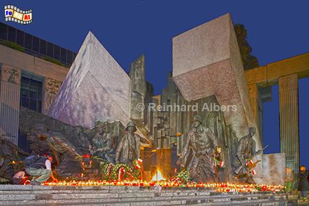 Jahrestag am Denkmal f�r den Beginn des Warschauer Aufstandes am 1. August 1944., Polen, Polska, Warschau, Warszawa, Aufstand 1944, Denkmal, Jahrestag, Foto, foreal, Albers