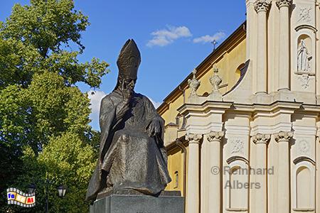 Denkmal f�r Kardinal Wyszyński vor der Visitantinnenkirche, Polen, Polska, Warschau, Warszawa, Kirche, Visitantinnen, Kardinal, Wyszynski, Albers, Foto, foreal,