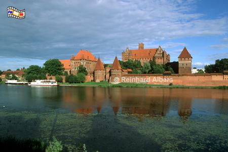 Malbork (Marienburg) an der Nogat, einem Nebenarm der Weichsel gelegen., Polen, Polska, Marienburg, Malbork, Nogat, Deutscher Orden, Albers, Foto, foreal