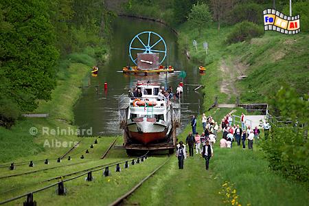 Oberlandkanal bei Buczyniec (Buchwalde). In einer Lore werden die Schiffe bergauf gezogen., Polen, Polska, Oberland, Kanal, Albers, Buchwalde, Buczyniec, Rollberge, Ebene, Foto, foreal,