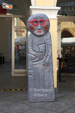 Olsztyn (Allenstein): Moderner Babenstein zur Erinnerung an entsprechende Kultfiguren der Pruzzen (Pru�en)., Polen, Allenstein, Olsztyn, Babenstein, Albers, Foto, foreal,
