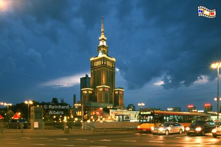 Warschau - Kulturpalast
(Pałac Kultury i Nauki). 
192-55 im Stil des sozialistischen Realismus errichtet., Polen, Polska, Warschau, Warszawa, foreal, Foto, Kulturpalast, Pałac Kultury i Nauki