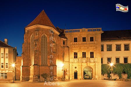 Brzeg (Brieg) - Das Renaissance-Schloss z�hlt zu den sch�nsten in ganz Schlesien.
Baumeister: Jakob Pahr und Bernhard Niuron, Polen, Polska, Brzeg, Brieg, Schloss, Renaissance, Zamek, foral, Foto