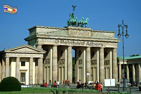Brandenburger Tor, erbaut 1788-91 nach Entw�rfen von Carl Gotthard Langhans d.�., Berlin, Brandenburger, Tor, Langhans