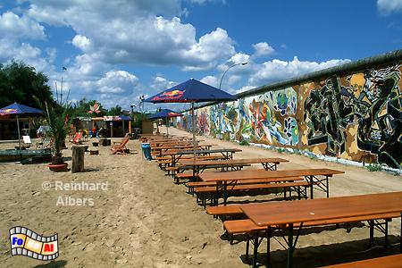 Stadtstrand an der East Side Gallery, Berlin, Mauer, M�hlenstra�e, East, Side, Gallery, Strand