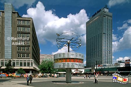 Alexander-Platz mit Weltuhr, Berlin, Alexander, Platz, Weltuhr