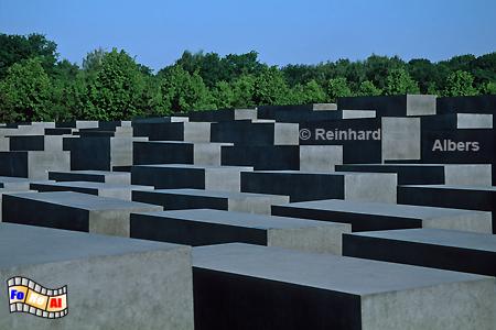 Stelenfeld zur Erinnerung an die ermordeten Juden Europas., Berlin, Gedenksttte, Holocaust, Stelen, Eisenmann