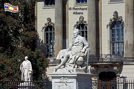 Humboldt-Universit�t in der Stra�e Unter den Linden, Berlin, Humboldt, Universit�t, Wilhelm, Alexander