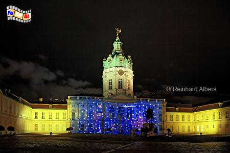 Schloss Charlottenburg im Glanze des Festival-of-Lights., Berlin, Festival-of-Lights, Schloss, Charlottenburg, Weihnachtsbeleuchtung, Albers, Foto, foreal