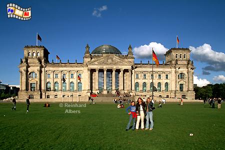 Reichstagsgeb�ude, erbaut 1884-94 nach Pl�nen von Paul Wallot im Stil eines wuchtigen Neorenaissance-Palastes., Berlin, Parlament, Reichstag, foreal, Bundestag, Wallot