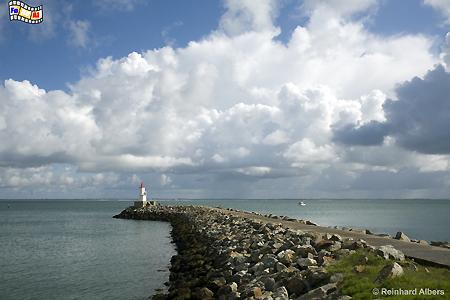 Mole bei der Hafeneinfahrt von Port Haliguen auf der Quiberon-Halbinsel, Frankreich, Bretagne, Quiberon, Haliguen, Port, Albers, Foto, foreal,