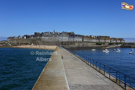 Blick von der Mole auf Saint-Malo, Frankreich, Bretagne, Saint-Malo, Albers, Foto, foreal,