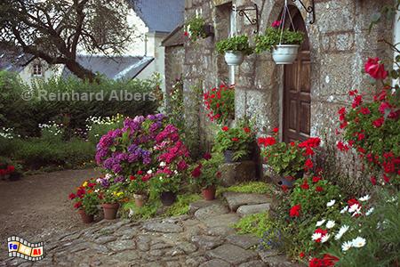 Locronan -Vorgartenidylle, Frankreich, Bretagne, Locronan, Granit, Weberdorf, Albers, Foto, foreal,