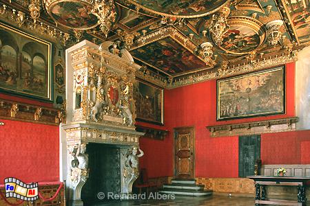 Der Rote Saal im Rechtst�dtischen Rathaus bringt Reichtum und Pracht der ehemaligen Hansestadt besonders eindrucksvoll zum Ausdruck., Polen, Danzig, Gdańsk, Długi, Targ, Langer, Markt, Ratusz, Rathaus, Rechtstadt, Roter, Saal, Albers, Foto, foreal