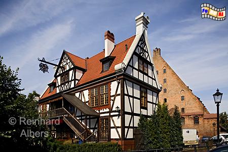 Das Mllerhaus bei der Groen Mhle in der Altstadt., Polen, Danzig, Gdańsk, Altstadt, Groe Mhle, Radaune, Albers, Foto, foreal