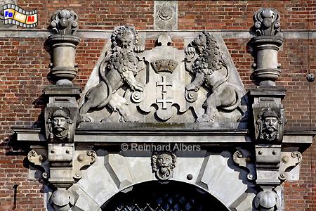 Das Danziger Stadtwappen an der Westseite des Gro�en Zeughauses., Polen, Danzig, Gdańsk, Rechtstadt, Zeughaus, Arsenal, Wappen, Albers, Foto, foreal