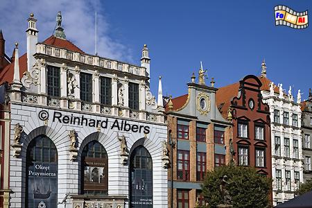 Im Dwr Artusa (Artushof) am Długi Targ (Langen Markt) traf sich frher die Oberschicht trank Bier und besiegelte gleichzeitig wichtige Geschfte., Polen, Danzig, Gdańsk, Dwr, Artusa, Artushof, Abraham, Blocke, Albers, Foto, foreal