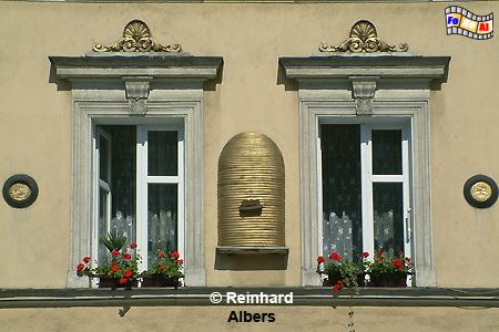 Jawor (Jauer) - Fassadenschmuck an einem Brgerhaus am Marktplatz (Rynek/Ring)., Polska, Polen, Schlesien, Jawor, Jauer, Rynek, Ring