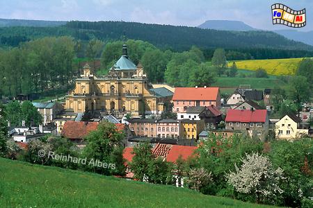 Wambierzyce (Albendorf) - aufgrund der Wallfahrtskirche wurde der Ort frher auch als schlesisches Jerusalem bezeichnet., Polen, Polska, Schlesien, Glater Land, Wambierzyce, Albendorf, Wallfahrtskirche