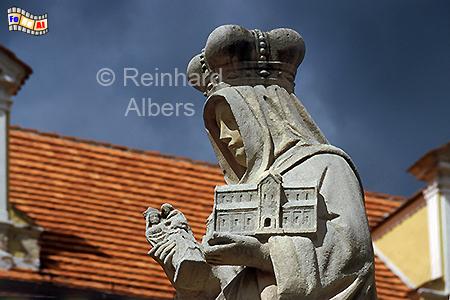 Trzebnica (Trebnitz) - Die Heilige Hedwig stiftete 1203 das Zisterzienserkloster als erstes Frauenkloster in Schlesien, Polen, Polska, Schlesien, Kloster, Zisterzienser, Hedwig, Trebnitz, Trzebnica