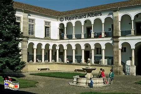 Evora - Universitt in einem ehemaligen Kloster., Portugal, Alentejo, Evora, Universitt, Kloster, Albers, Foto, foreal,