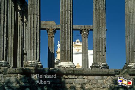 Evora - Tempel aus rmischer Zeit., Portugal, Alentejo, Evora, Tempel, Foto, Albers, foreal,