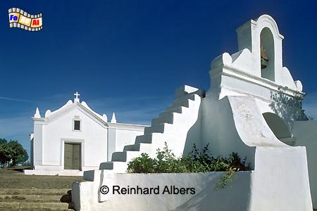 Aljustrel im Alentejo, Wallfahrtskirche oberhalb des Ortes., Portugal, Alentejo, Aljustrel, Wallfahrtskirche, Albers, Foto, foreal,