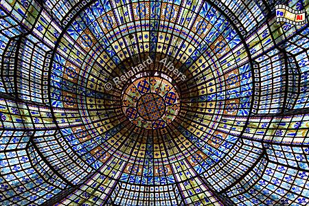 Glaskuppel im Kaufhaus Printemps, Paris, Kaufh�user, Printemps, Glaskuppel, Albers, Foto, foreal,