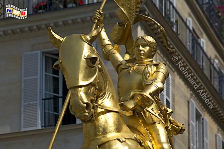 Place des Pyramides - Vergoldetes Reiterstandbild von Jeanne d Arc., Frankreich, France, Paris, Pyramides, Jeanne, Arc, foreal, Albers